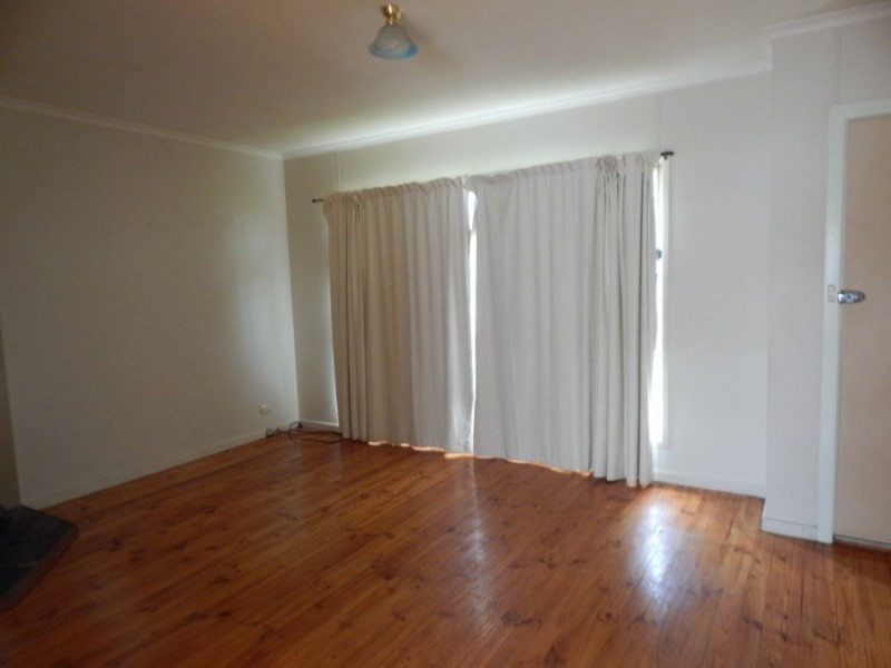 60 Buller Street, Oaklands NSW 2646