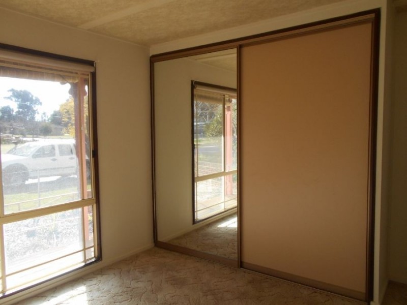 71 Milthorpe Street, Oaklands NSW 2646