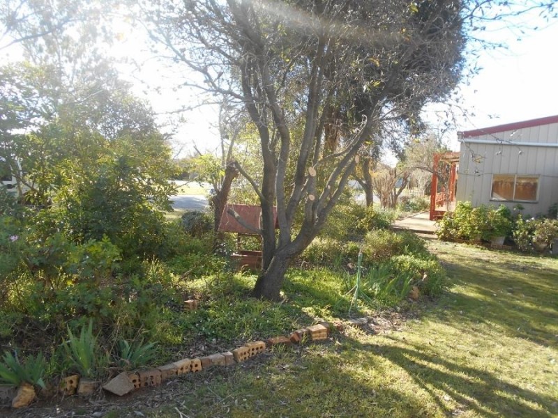 71 Milthorpe Street, Oaklands NSW 2646