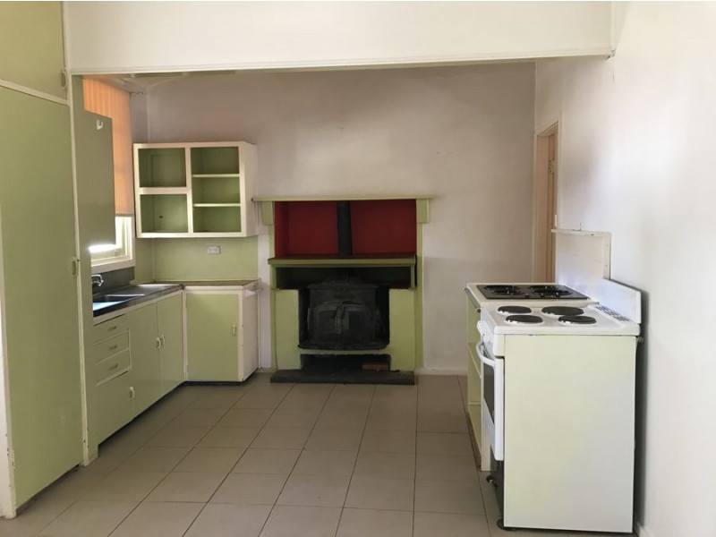 13 Budd Street, Berrigan NSW 2712
