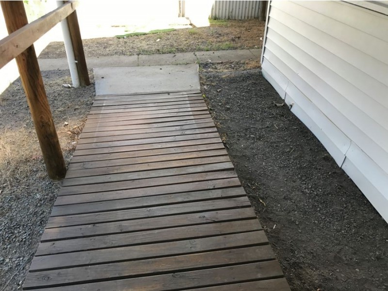 13 Budd Street, Berrigan NSW 2712