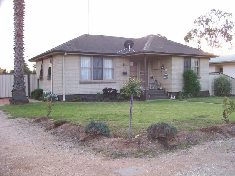 19 Budd Street, Berrigan NSW 2712