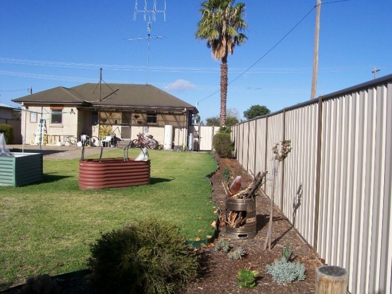 19 Budd Street, Berrigan NSW 2712