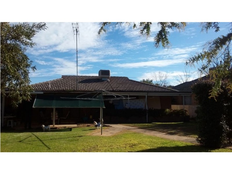 74 Cobram St, Berrigan NSW 2712