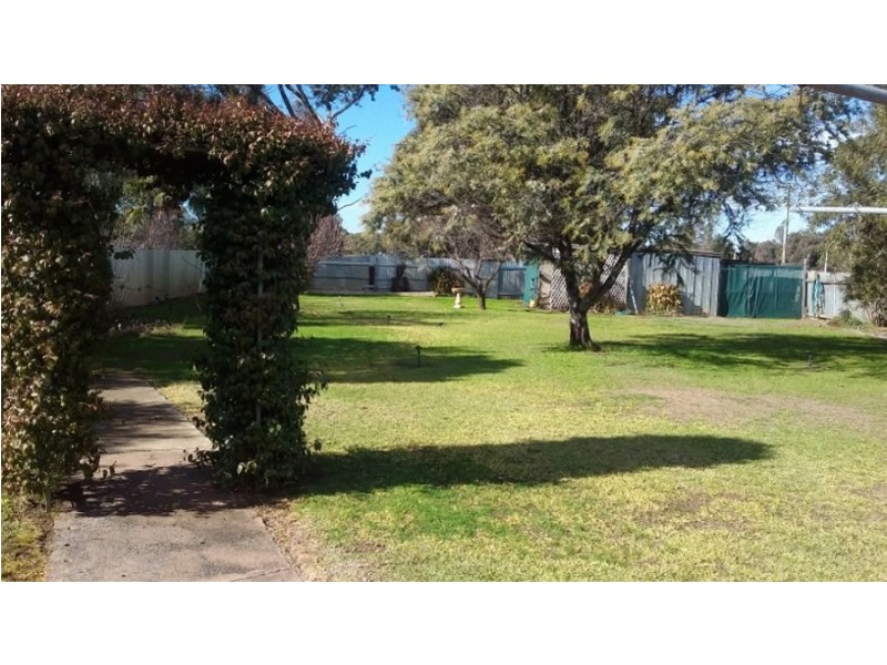 74 Cobram St, Berrigan NSW 2712