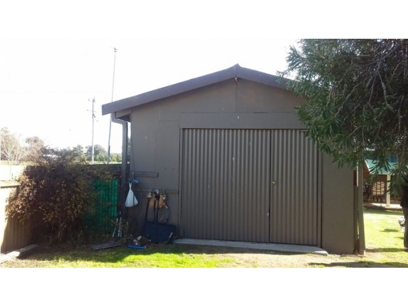 74 Cobram St, Berrigan NSW 2712