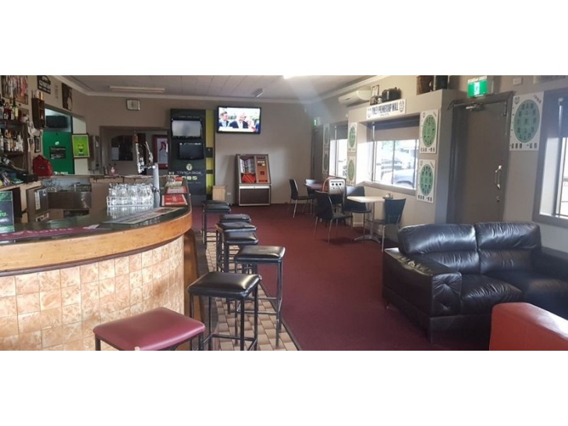 149-153 Murray St, Finley NSW 2713