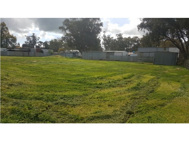 90-92 Barooga St, Berrigan NSW 2712
