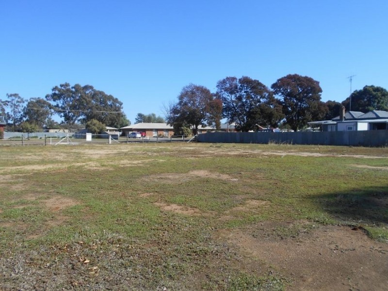 90-92 Barooga St, Berrigan NSW 2712