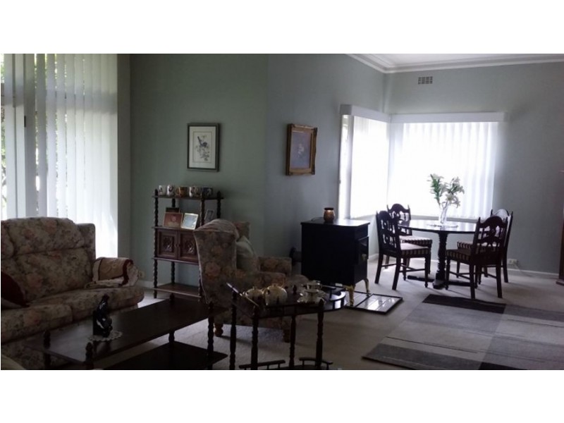 33 COBRAM ST, Berrigan NSW 2712