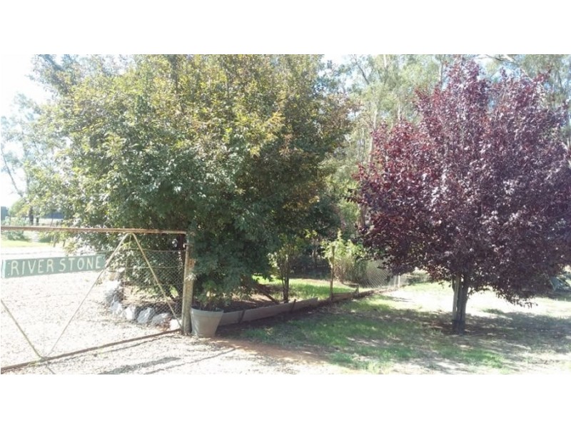 10-12 Mary Street,, Berrigan NSW 2712