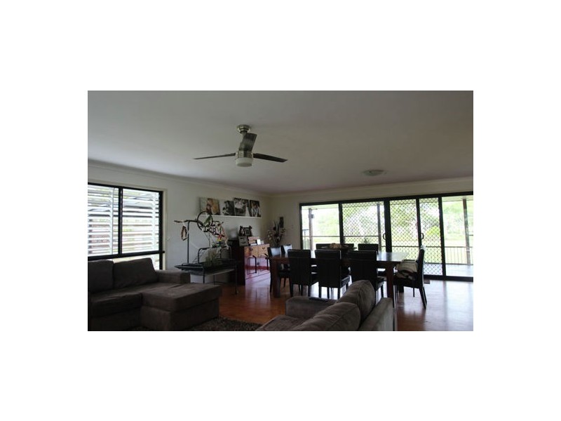 14 Atlantis Avenue, Cooloola Cove QLD 4580