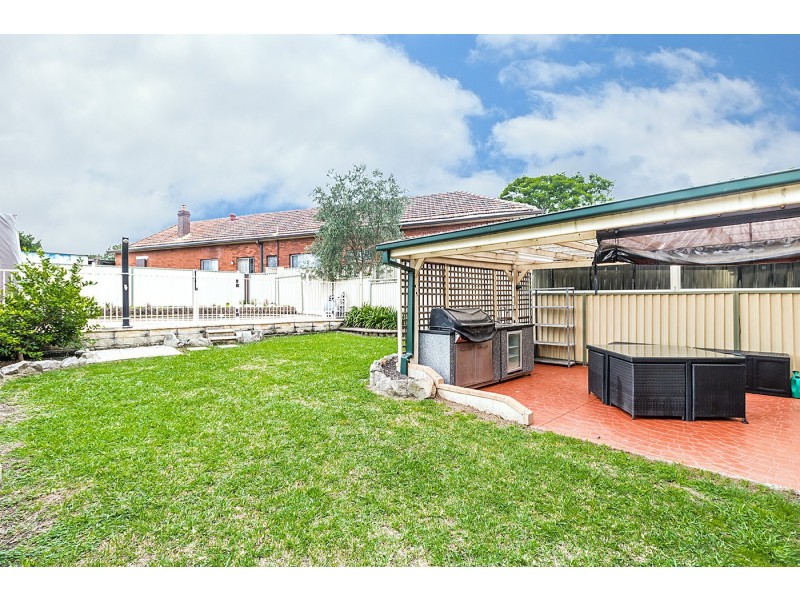 13 President Street, Croydon Park NSW 2133