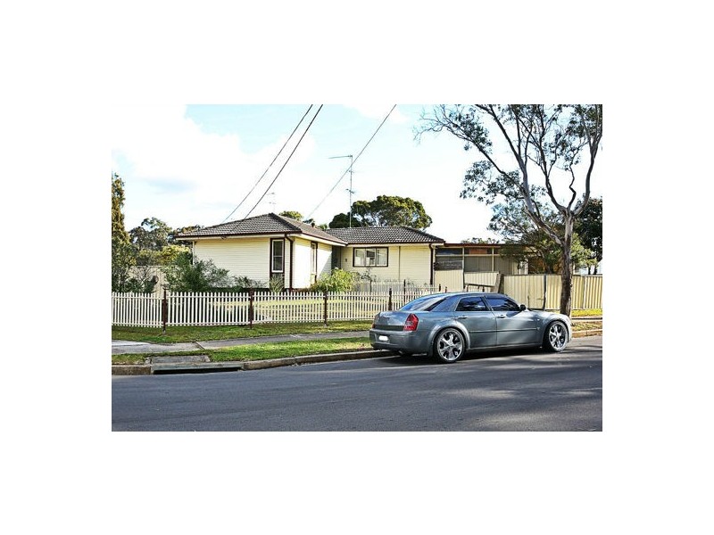 22 Mercator Cr, Willmot NSW 2770