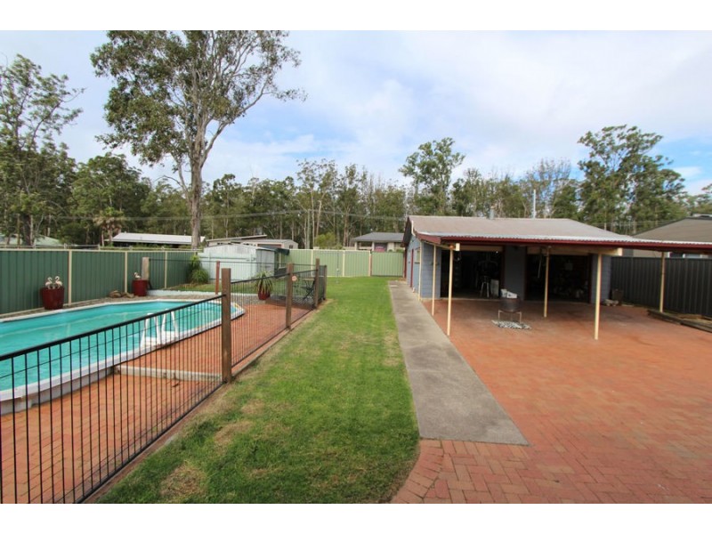 14 Carmichael Place, Nabiac NSW 2312