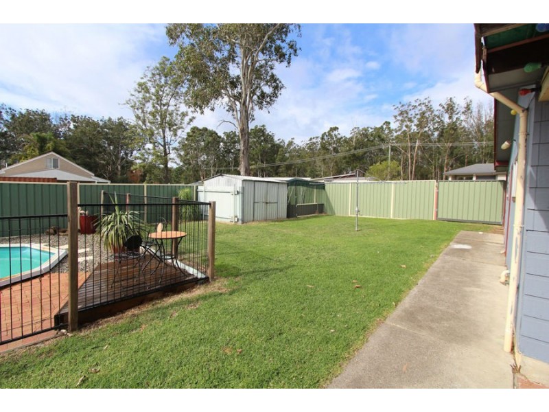 14 Carmichael Place, Nabiac NSW 2312