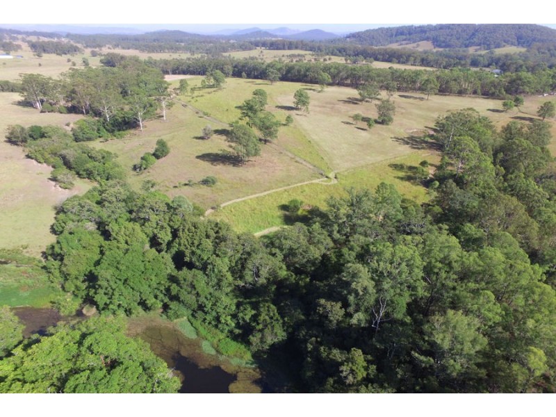 80 Dargavilles Road, Nabiac NSW 2312