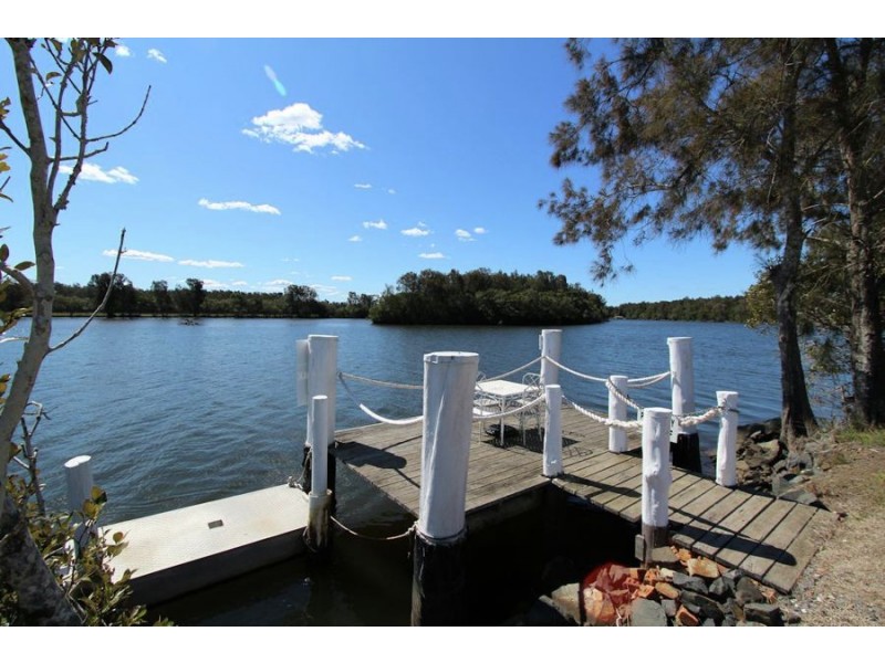 131 Manns Road, Tuncurry NSW 2428