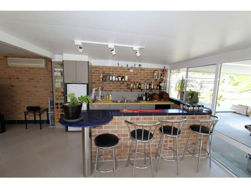 131 Manns Road, Tuncurry NSW 2428