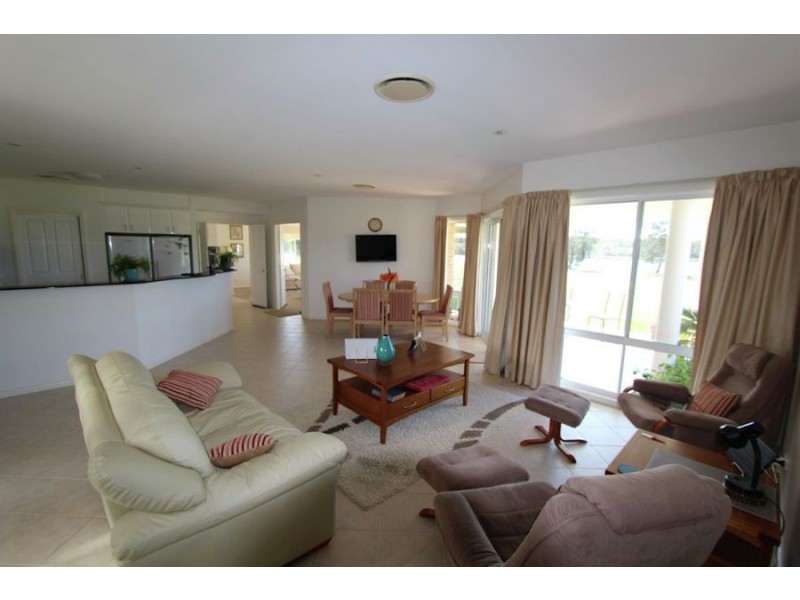 131 Manns Road, Tuncurry NSW 2428