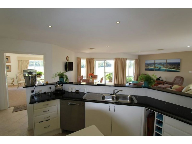 131 Manns Road, Tuncurry NSW 2428