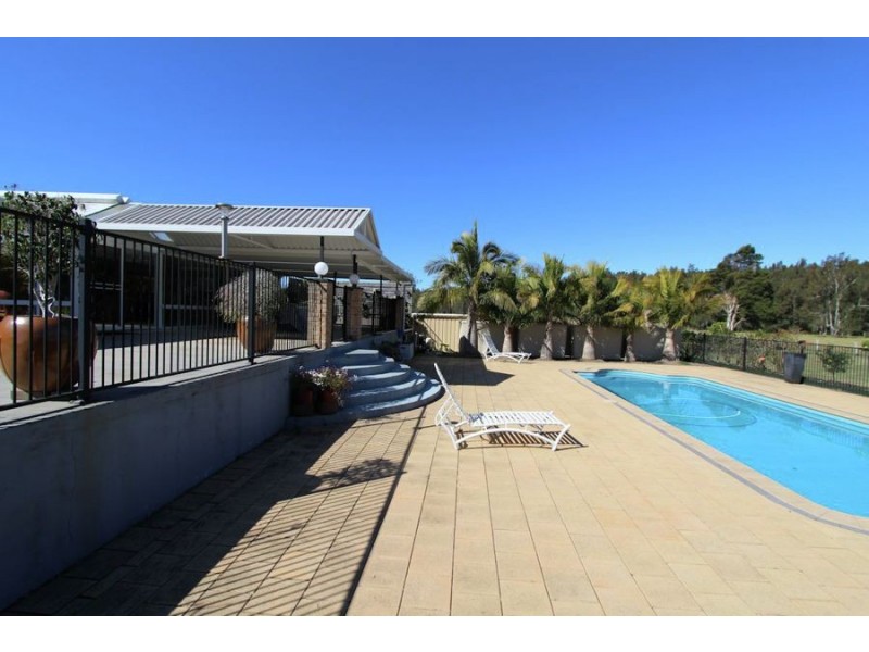 131 Manns Road, Tuncurry NSW 2428