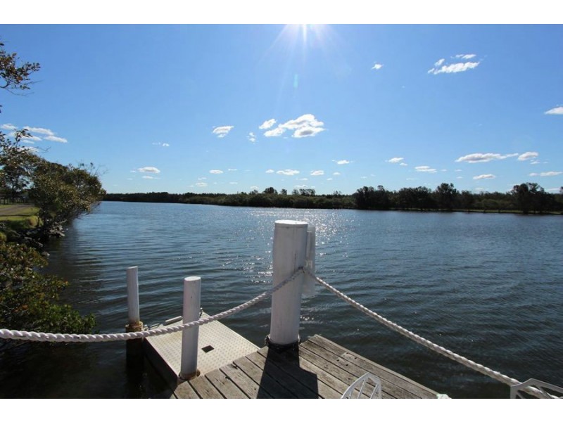 131 Manns Road, Tuncurry NSW 2428