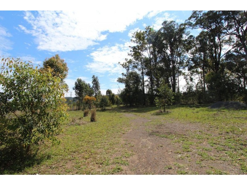 13 Carefree Road, Nabiac NSW 2312