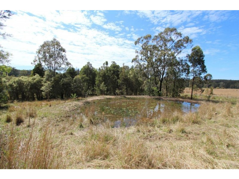 13 Carefree Road, Nabiac NSW 2312