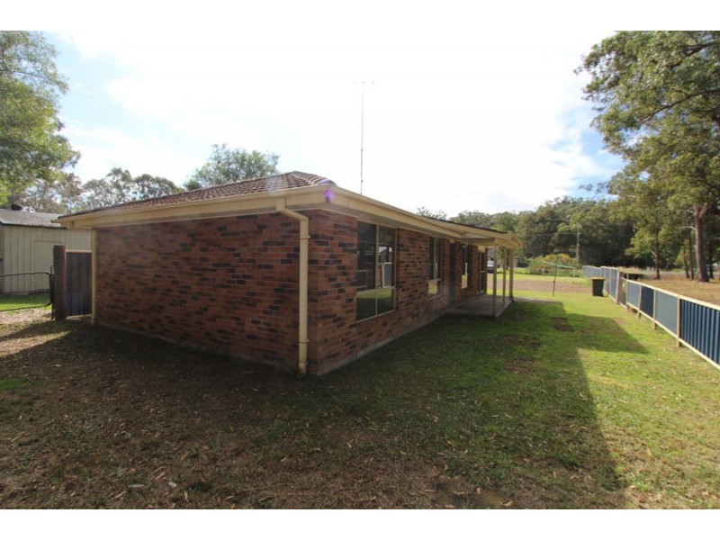 27 Hoskins Street, Nabiac NSW 2312