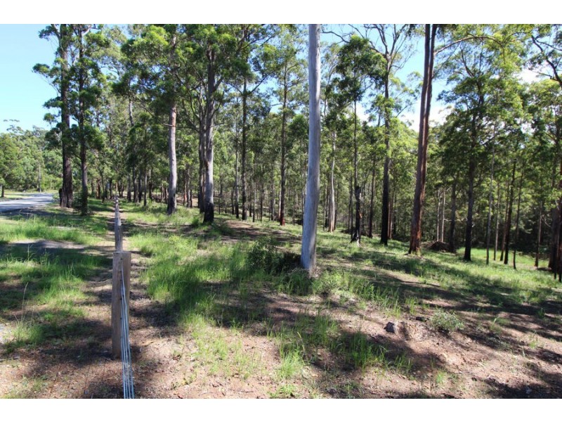 213 Tallwood Drive, Rainbow Flat NSW 2430