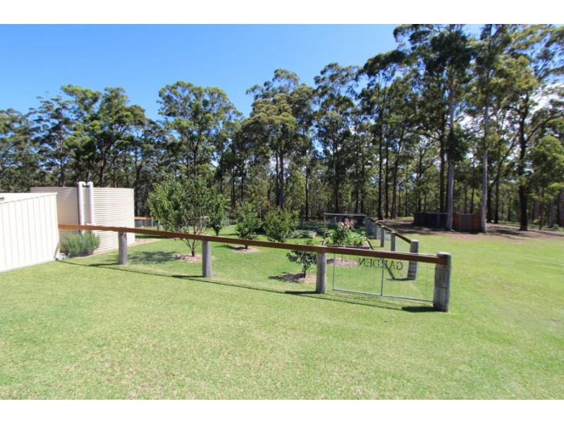 213 Tallwood Drive, Rainbow Flat NSW 2430