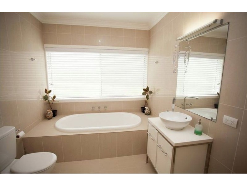 213 Tallwood Drive, Rainbow Flat NSW 2430