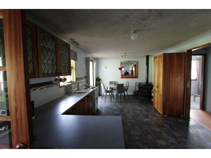 “True Blue” Easton Street, Bundook NSW 2422