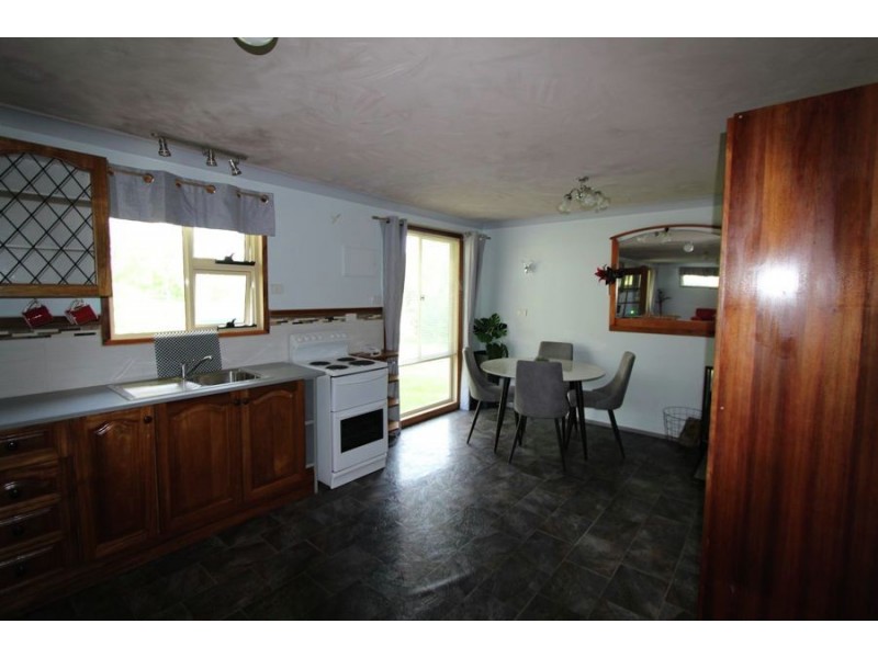 “True Blue” Easton Street, Bundook NSW 2422