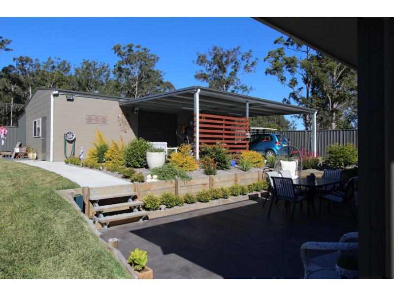 12 Carmichael Place, Nabiac NSW 2312