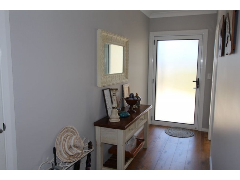 12 Carmichael Place, Nabiac NSW 2312