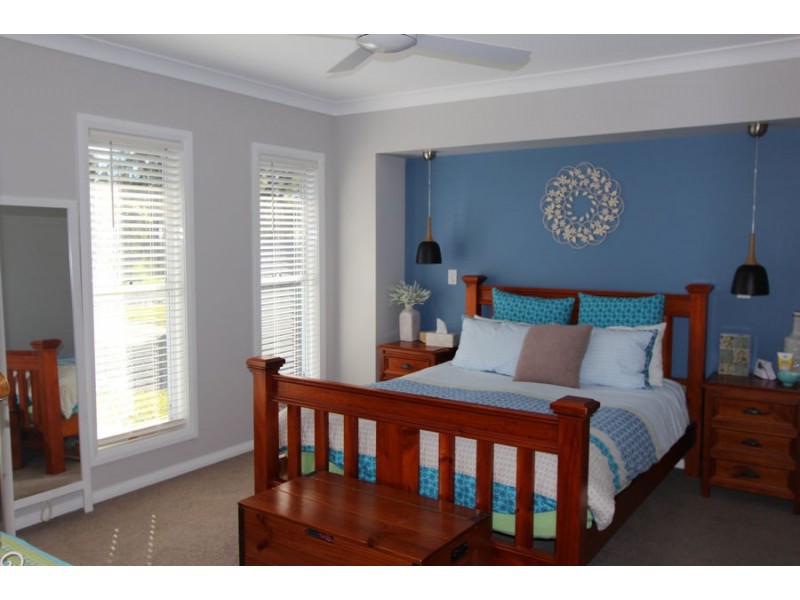 12 Carmichael Place, Nabiac NSW 2312