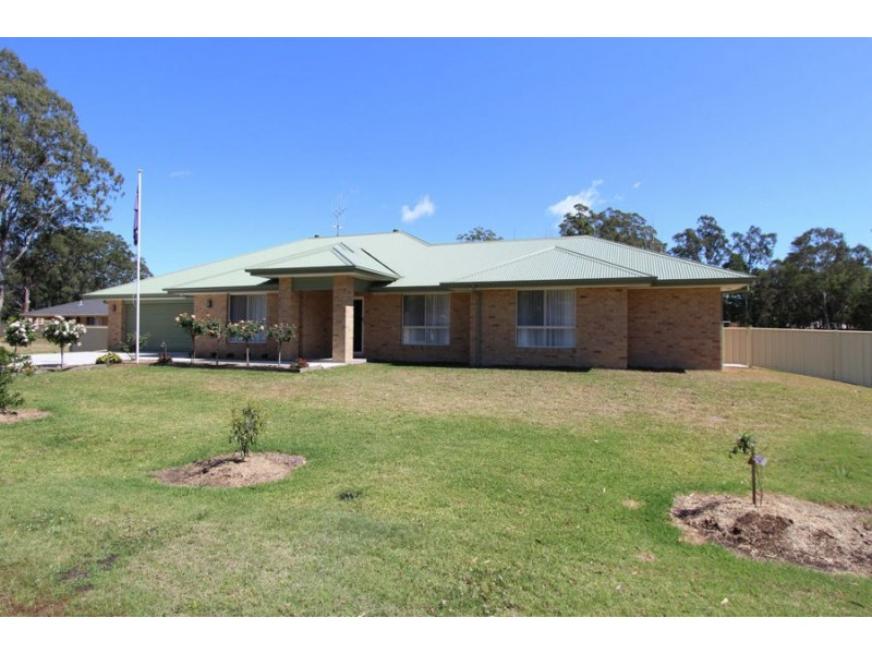 4 Farnell Street, Nabiac NSW 2312