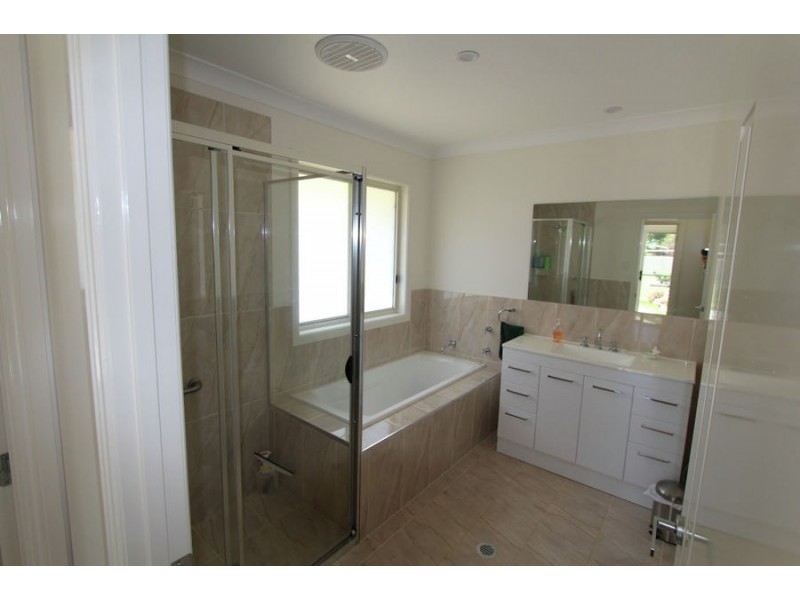4 Farnell Street, Nabiac NSW 2312