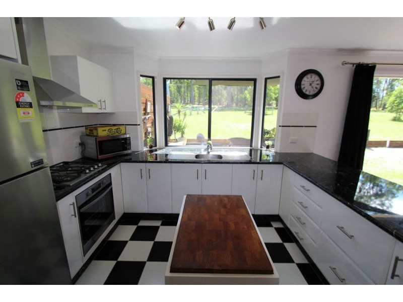 11 Germany Lane, Dyers Crossing NSW 2429