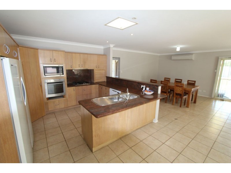 19 Chapmans Road, Tuncurry NSW 2428