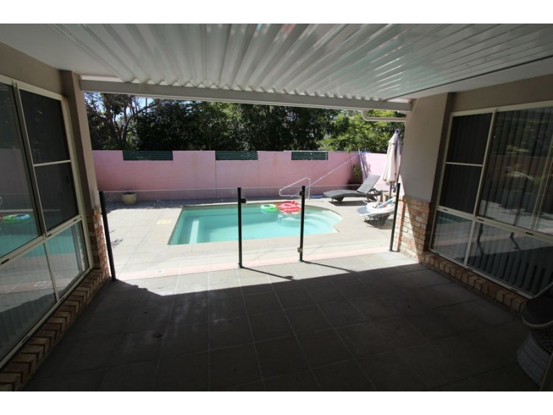 19 Chapmans Road, Tuncurry NSW 2428