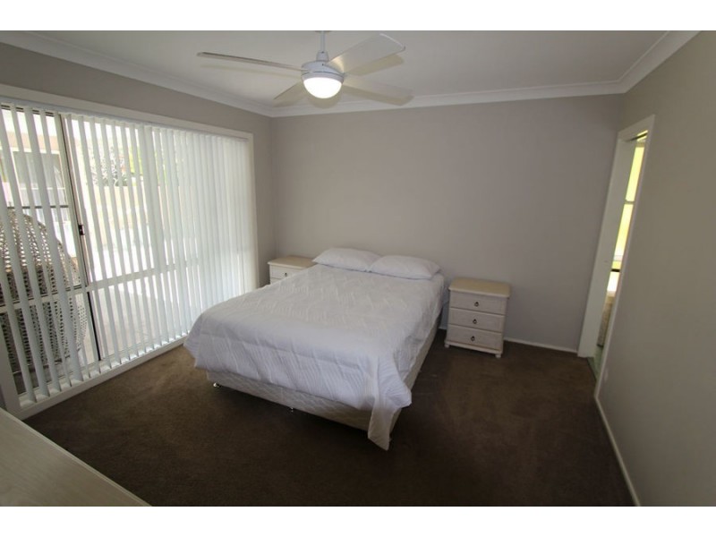19 Chapmans Road, Tuncurry NSW 2428