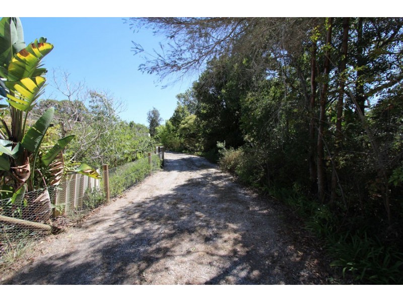 19 Chapmans Road, Tuncurry NSW 2428