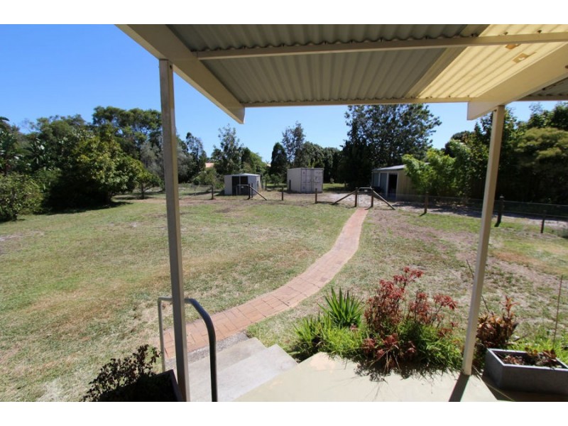 19 Chapmans Road, Tuncurry NSW 2428