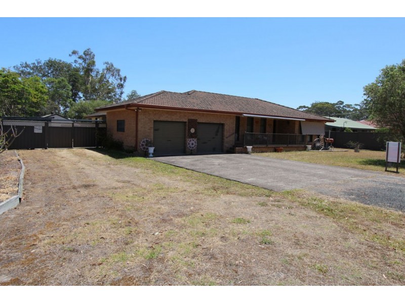 9-11 Hoskins Street, Nabiac NSW 2312