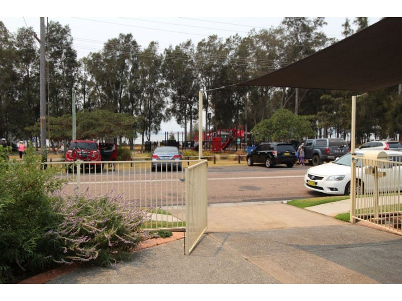 354 Lakedge Ave, Chittaway Bay NSW 2261