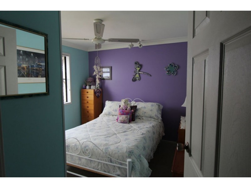 354 Lakedge Ave, Chittaway Bay NSW 2261