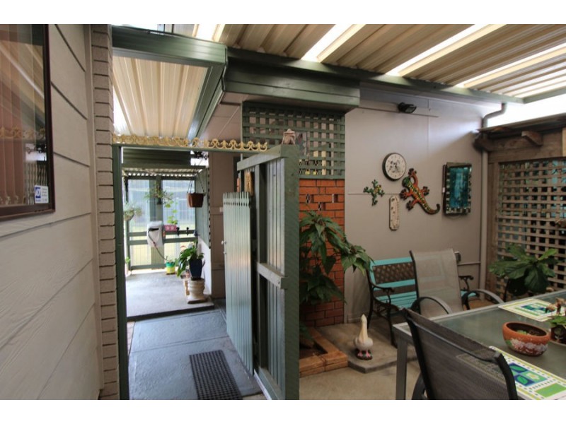 354 Lakedge Ave, Chittaway Bay NSW 2261